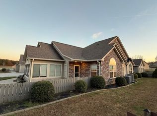 441 Deer Lake Pl, Bronston, KY