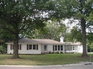 503 S Troost St, Olathe, KS 66061