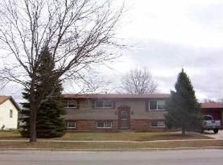 924 N Wright Rd, Janesville, WI 53546