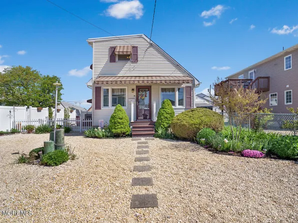 118 Surf Drive, Seaside Park, NJ 08752