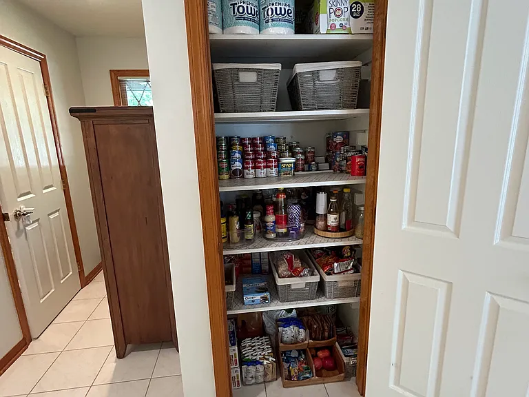 1638 Stone Mansion Dr — Photo 25