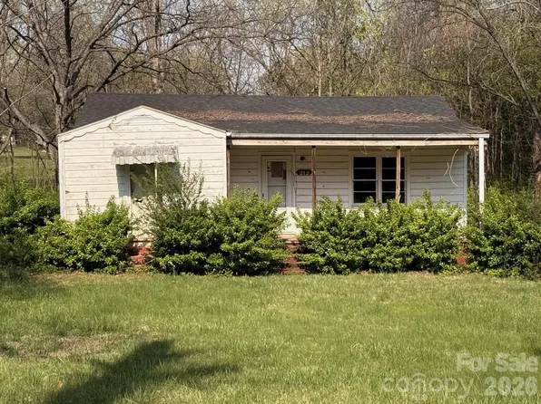 212 Mendota Ave, Lexington, NC 27292