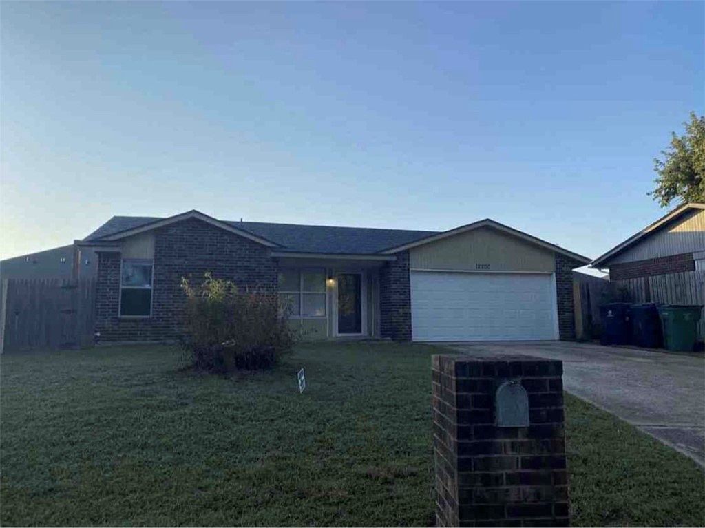12200 SW 15th Ter, Yukon, OK 73099 Zillow