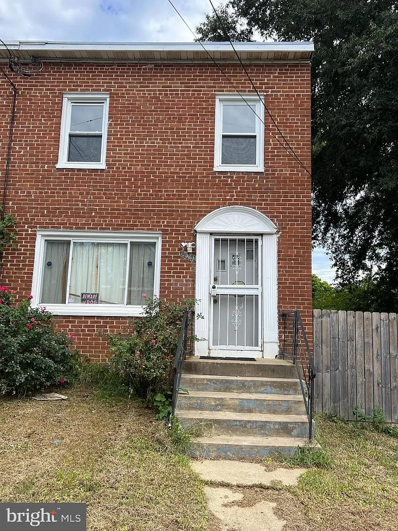 6323 Carrington Ct photo 1