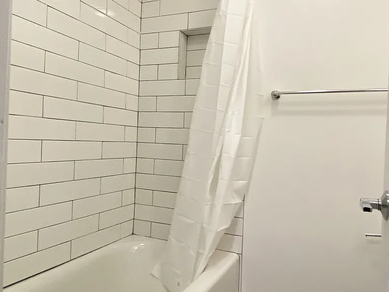230 Walnut St #20A — Photo 20