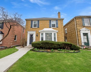 6673 N Octavia Ave, Chicago, IL, 60631