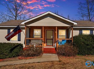 290 Wendy Rd, Grant, AL 35747