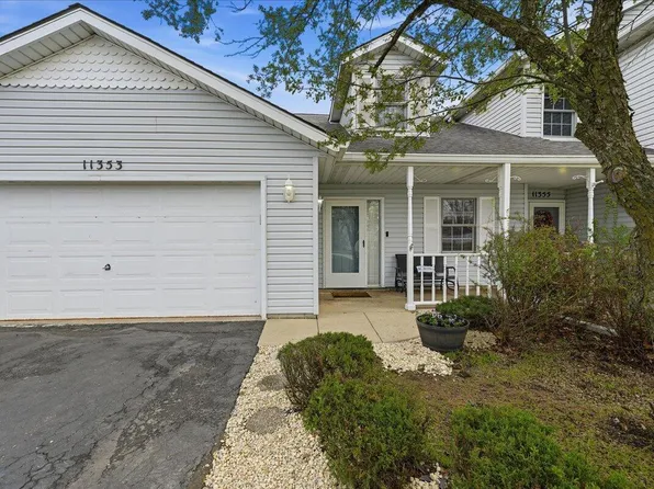 11353 Ventura Dr, Saint John, IN 46373
