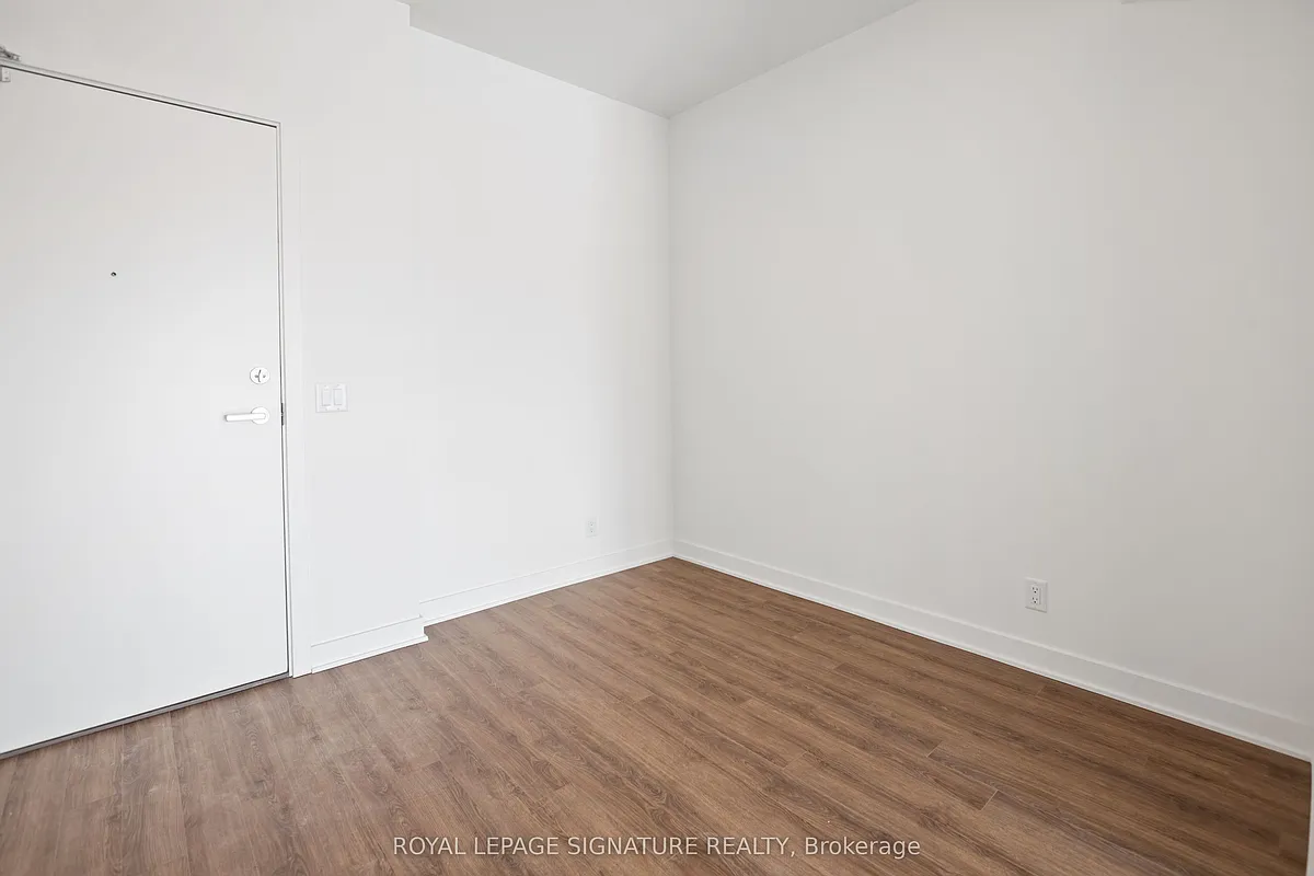 Building Photo - 51 Clarington Blvd #411