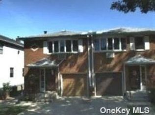 163-25 16th Rd, Whitestone, NY 11357