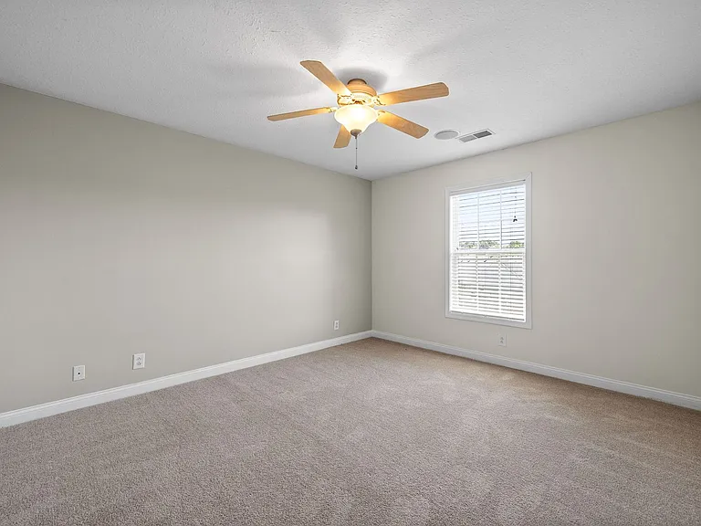 680 Foxfield Dr — Photo 29