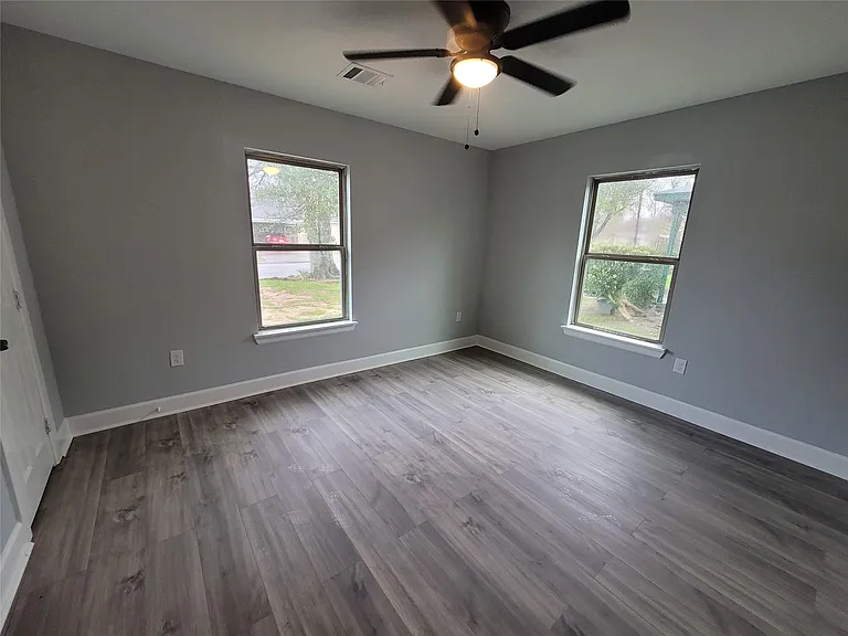 4859 Bellnole Dr — Photo 14