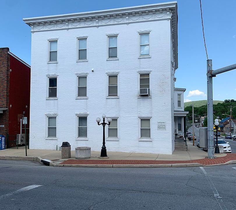 1 East Water Street Apartments Smithsburg, MD Zillow