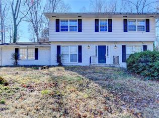 525 Abernathy Rd, Sandy Springs, GA 30328