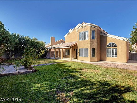 4th image of 2208 Madagascar Ln