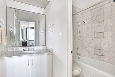 Rented by Miriam R Cortazzo, LREB