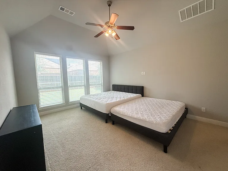 4245 Brookstone Dr — Photo 13