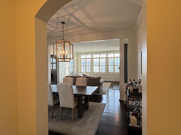 5th image of 100 Hallman Hl E APT 421
