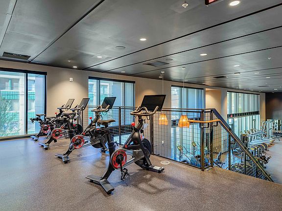 Fitness Center - 04