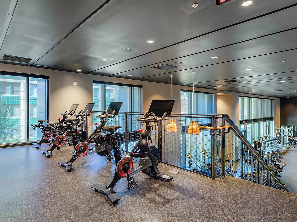 Fitness Center - 04