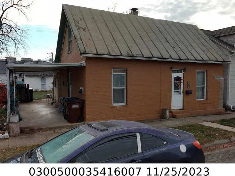 302 N Church St — Photo 2