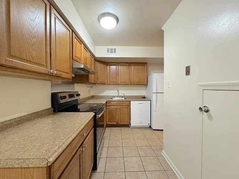 4657 Logsdon Dr — Photo 5