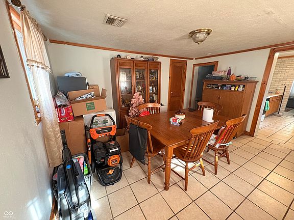 5th image of 2216 Hawcreek Ave
