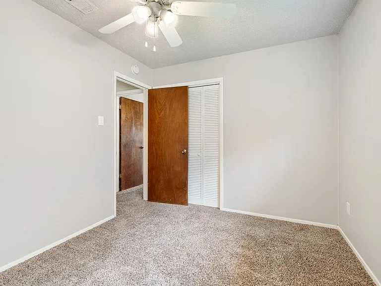 5404 Salem Hill Dr — Photo 19