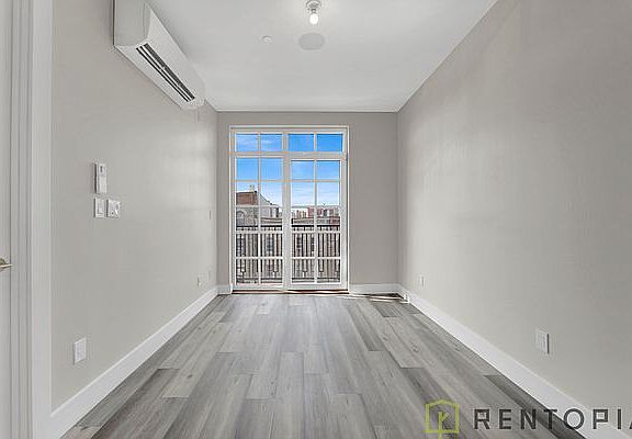 3rd image of 2337 Bedford Ave #5J