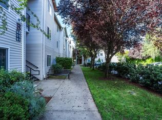 Silver Bells, Portland, OR 97236