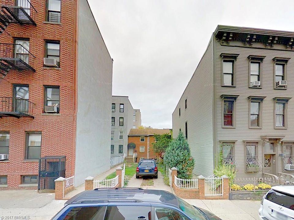 1st image of 240 15th St #4