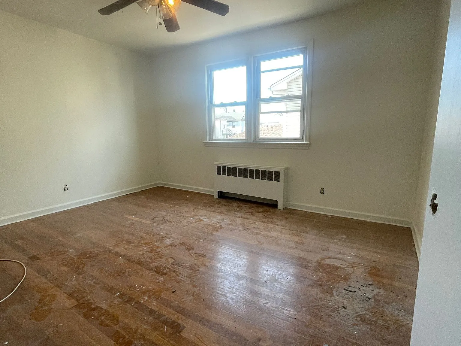 2 bed, 800 sqft, $2,000 — Photo 3