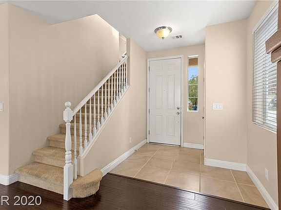 4th image of 9592 Delivery Ave