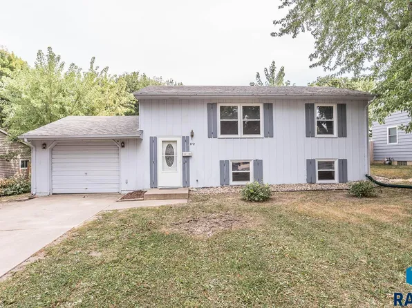 712 S Churchill Ave, Sioux Falls, SD 57103