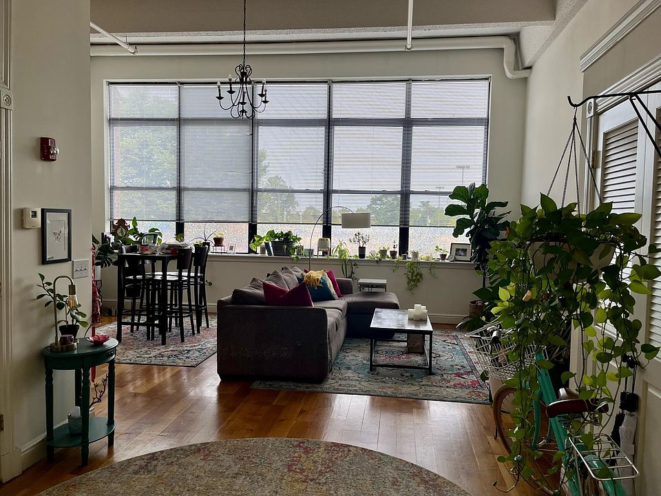 Current Listing: Living Room