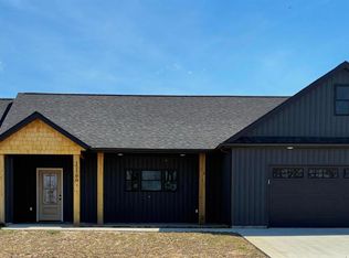 12500 Bristle Ridge Ln, Carbondale, IL 62901