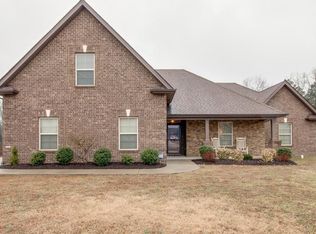 121 Edgewater Fls, Murfreesboro, TN 37129