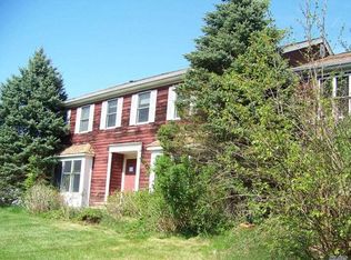 437 Pond Path, East Setauket, NY 11733