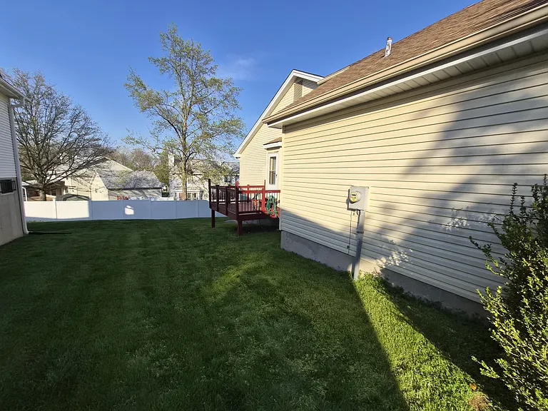 1809 Red Clover Dr — Photo 50