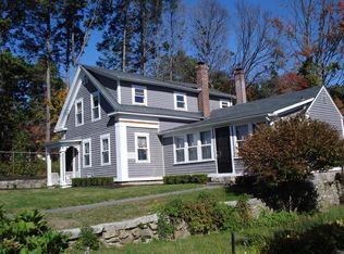 88 Hill St, Whitinsville, MA 01588