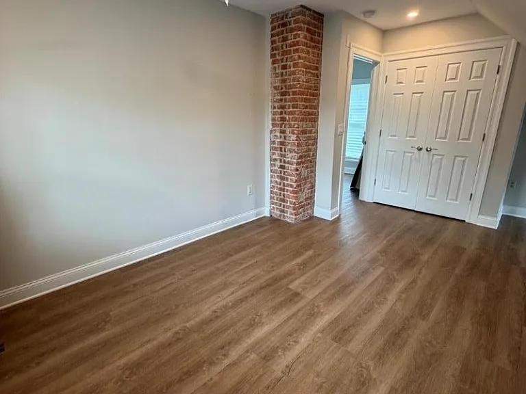39 Budd St #2 — Photo 7