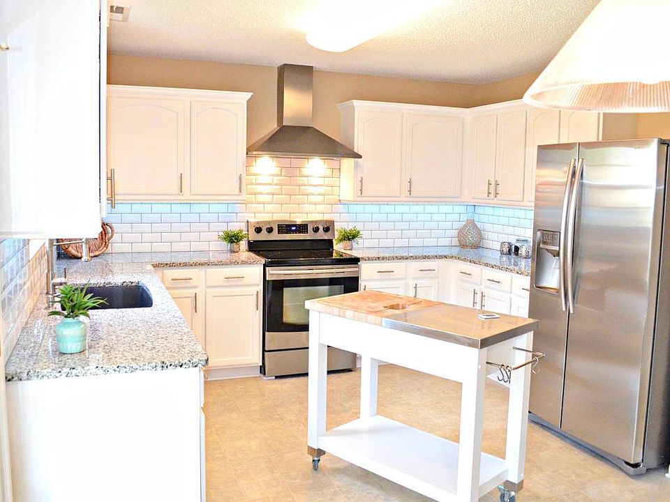 1st image of 5146 Ballantine Dr