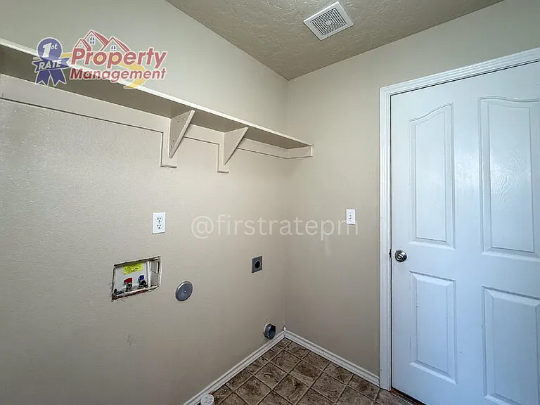 1491 W Verbena Dr — Photo 16