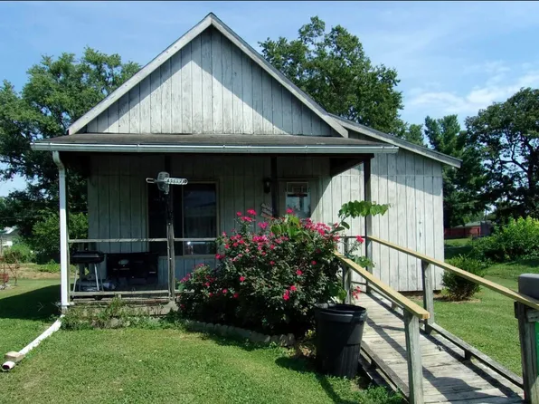 370 W Vincennes St, Orleans, IN 47452
