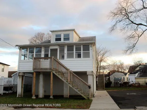 32 Saint James Place, Keansburg, NJ 07734