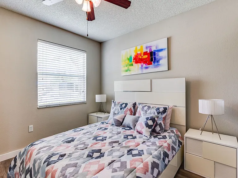 Collington Apartments — Photo 8