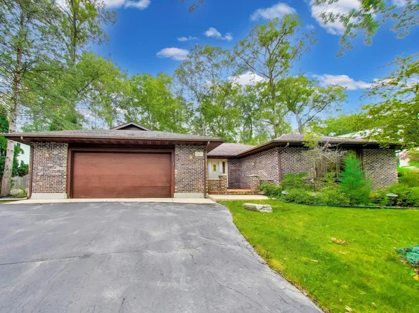 925 Tarrant DRIVE, Fontana, WI 53125