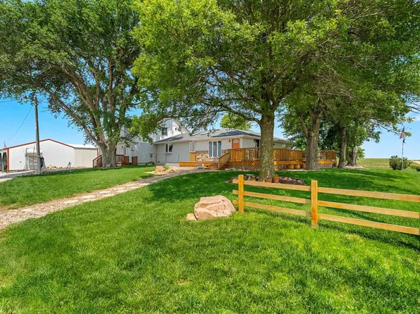 845 C Rd, Centralia, KS 66415