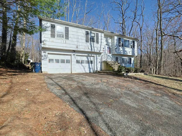 204 Dahlia Drive, Mahopac, NY 10541