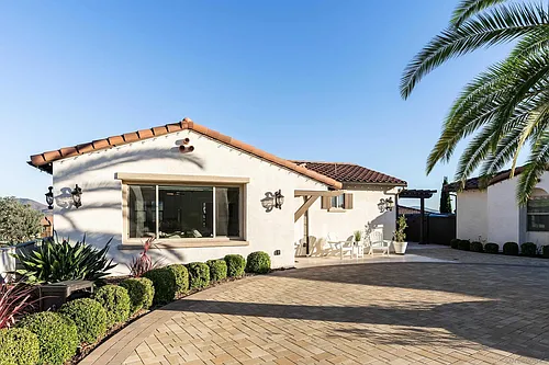 424 Agua Vista Dr Photo 1